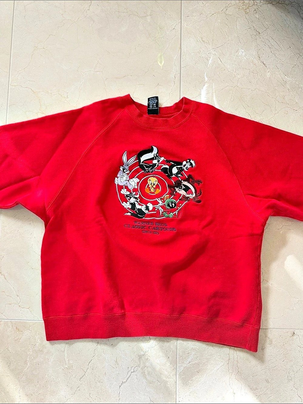 Vintage Warner Bros. Classic Cartoons Cartoon Graphic Sweatshirt in Red